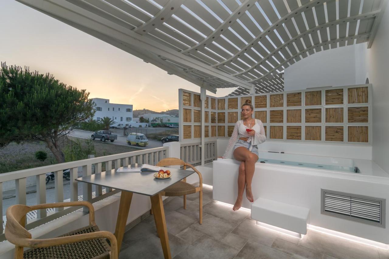 Orama Suites Milos Adamantas  Ngoại thất bức ảnh